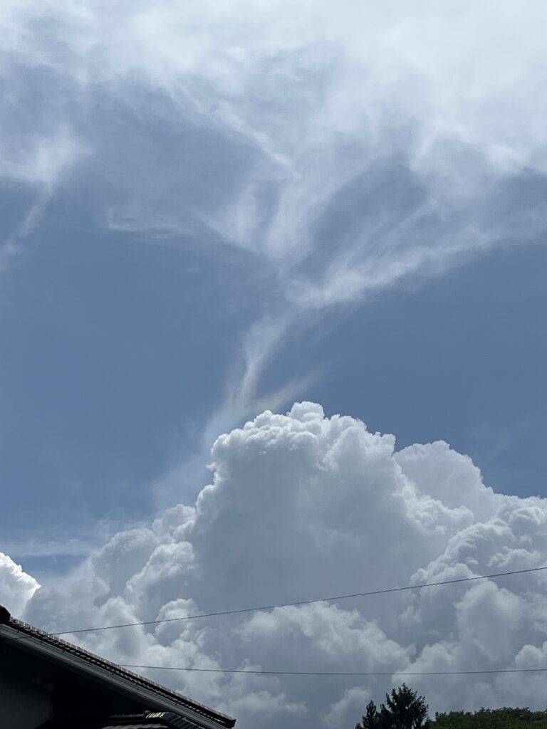 龍神雲（彩雲）